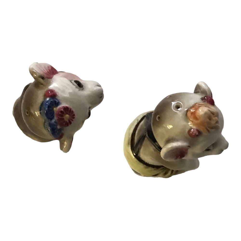 Mid Century Grey Mouse Salt and Pepper Shakers - Picture 2 of 7